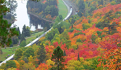 加拿大东岸·赏秋专列 绝景体验六日游